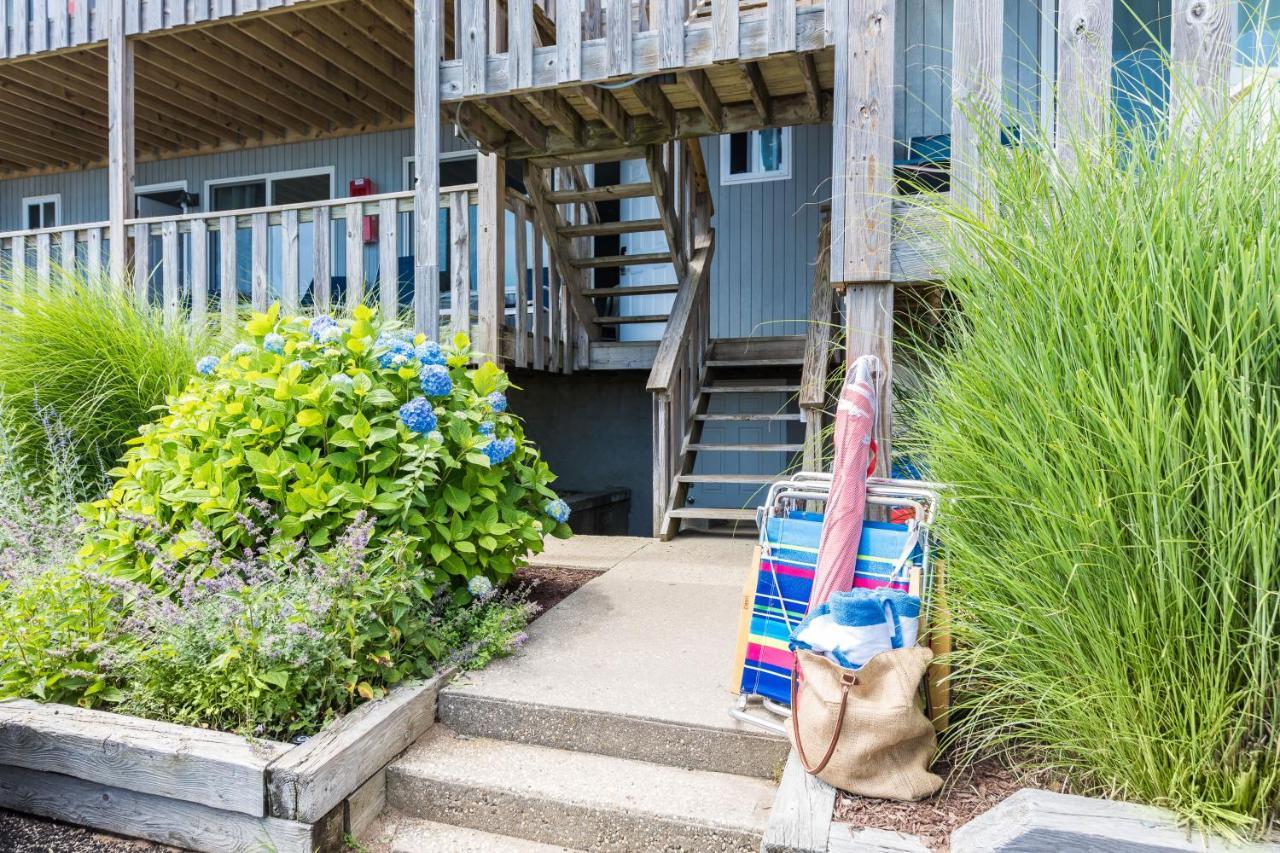 Hartman'S Briney Breezes Beach Resort Montauk Exterior photo