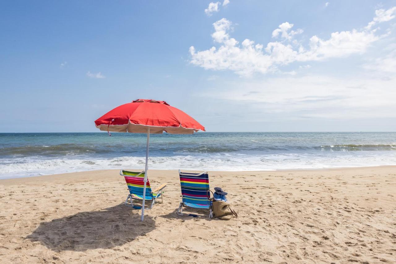 Hartman'S Briney Breezes Beach Resort Montauk Exterior photo