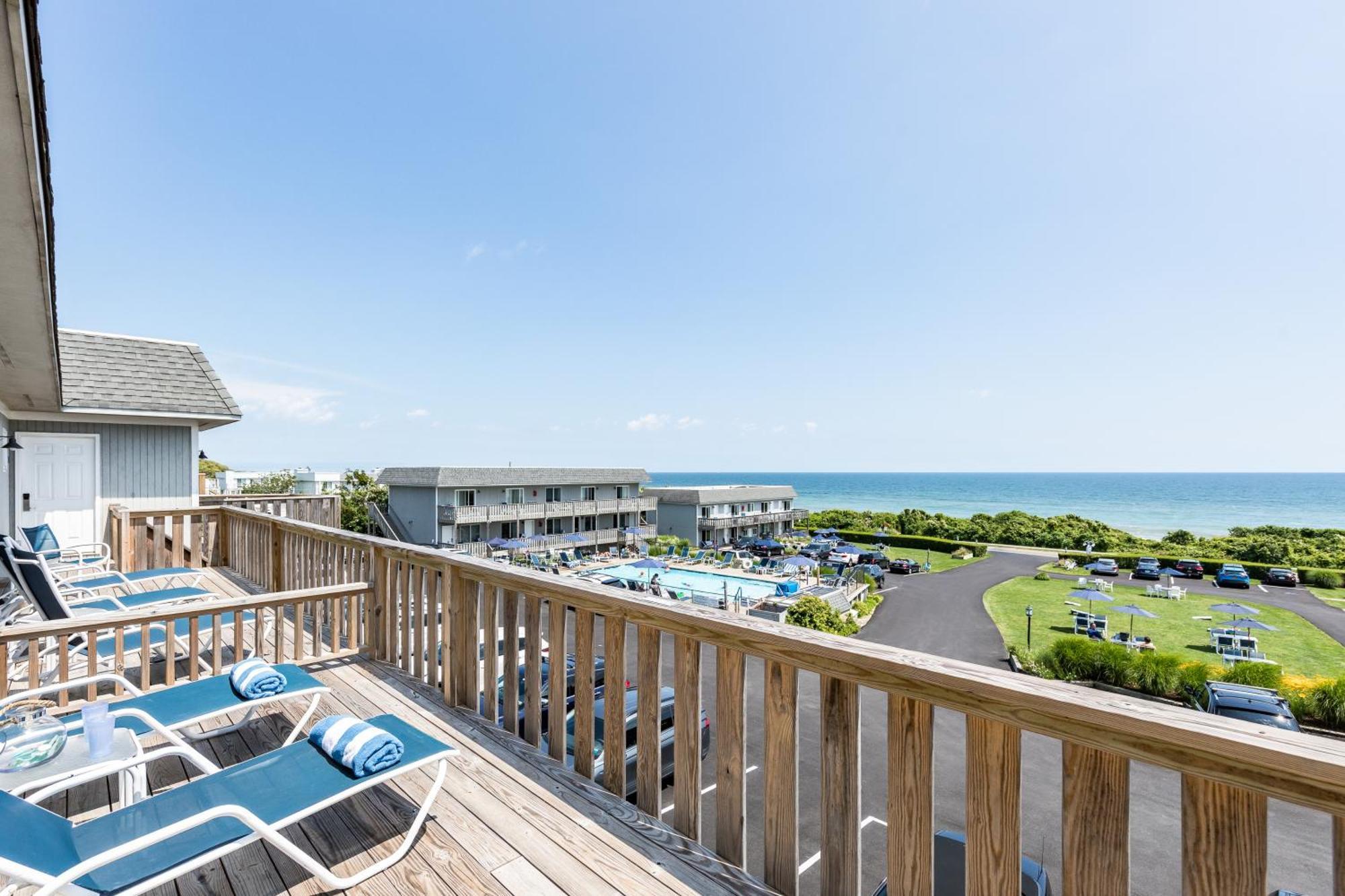 Hartman'S Briney Breezes Beach Resort Montauk Exterior photo