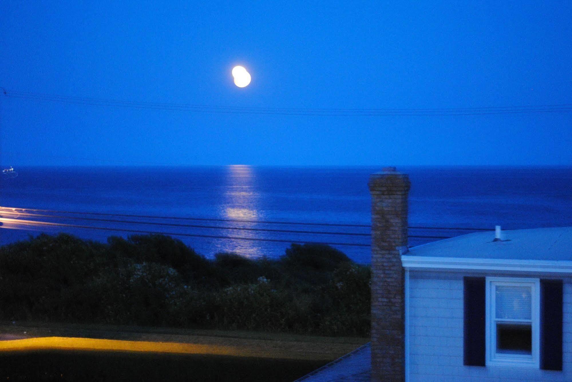 Hartman'S Briney Breezes Beach Resort Montauk Exterior photo